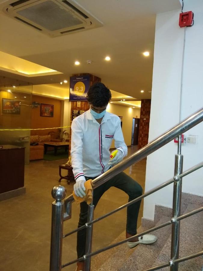 Airport Hotel Tashree Nueva Delhi Exterior foto