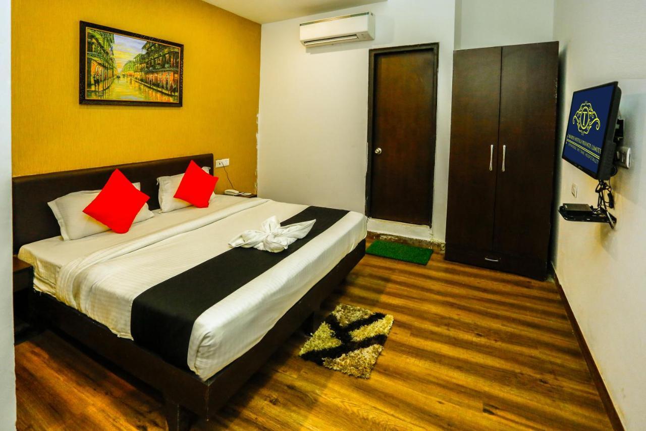 Airport Hotel Tashree Nueva Delhi Exterior foto